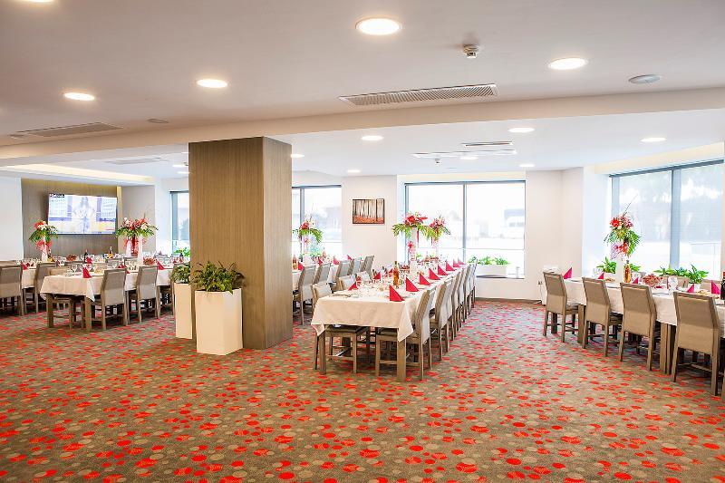 Hotel Tempo Targu Mures Exterior photo